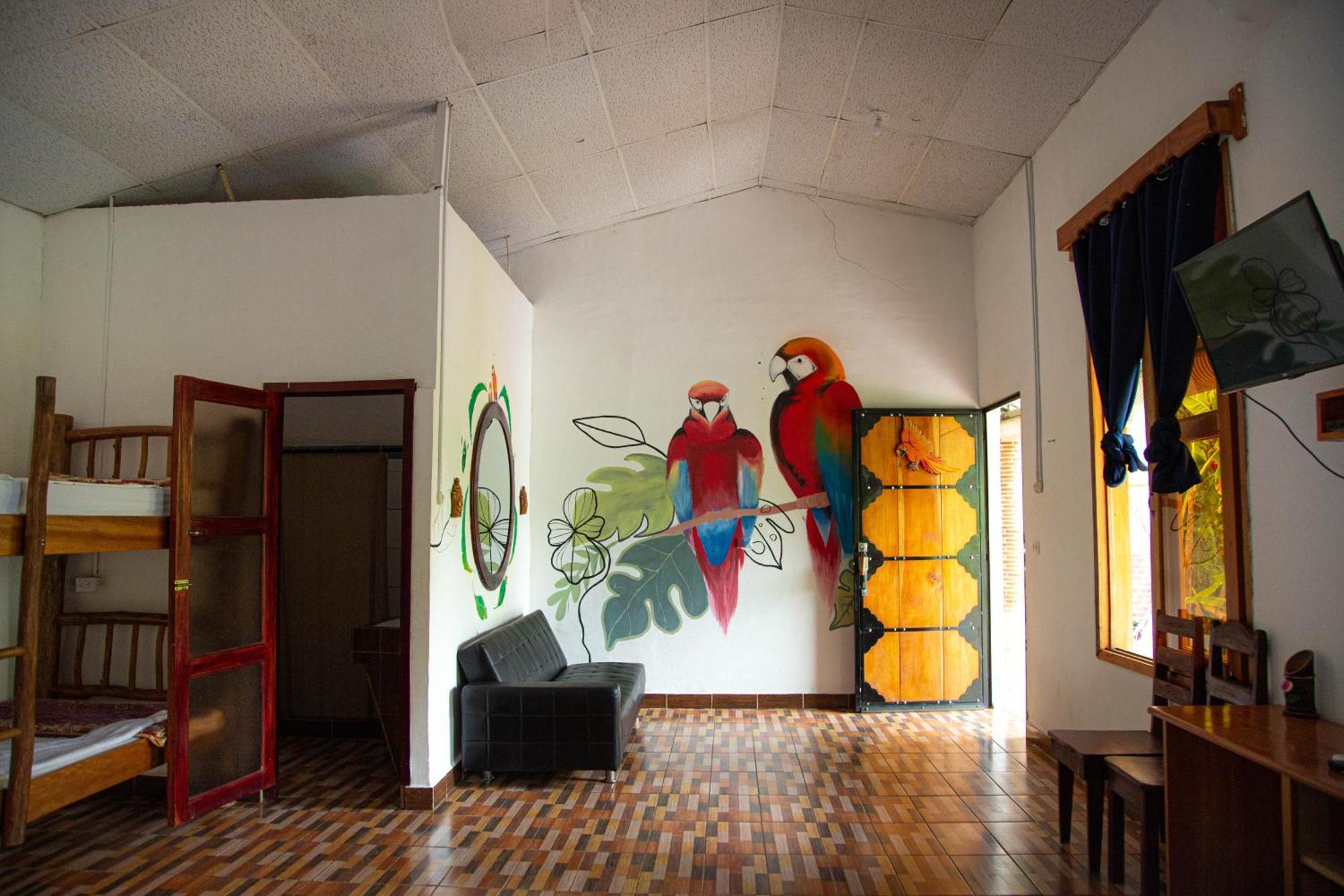 Hostal Viñas *