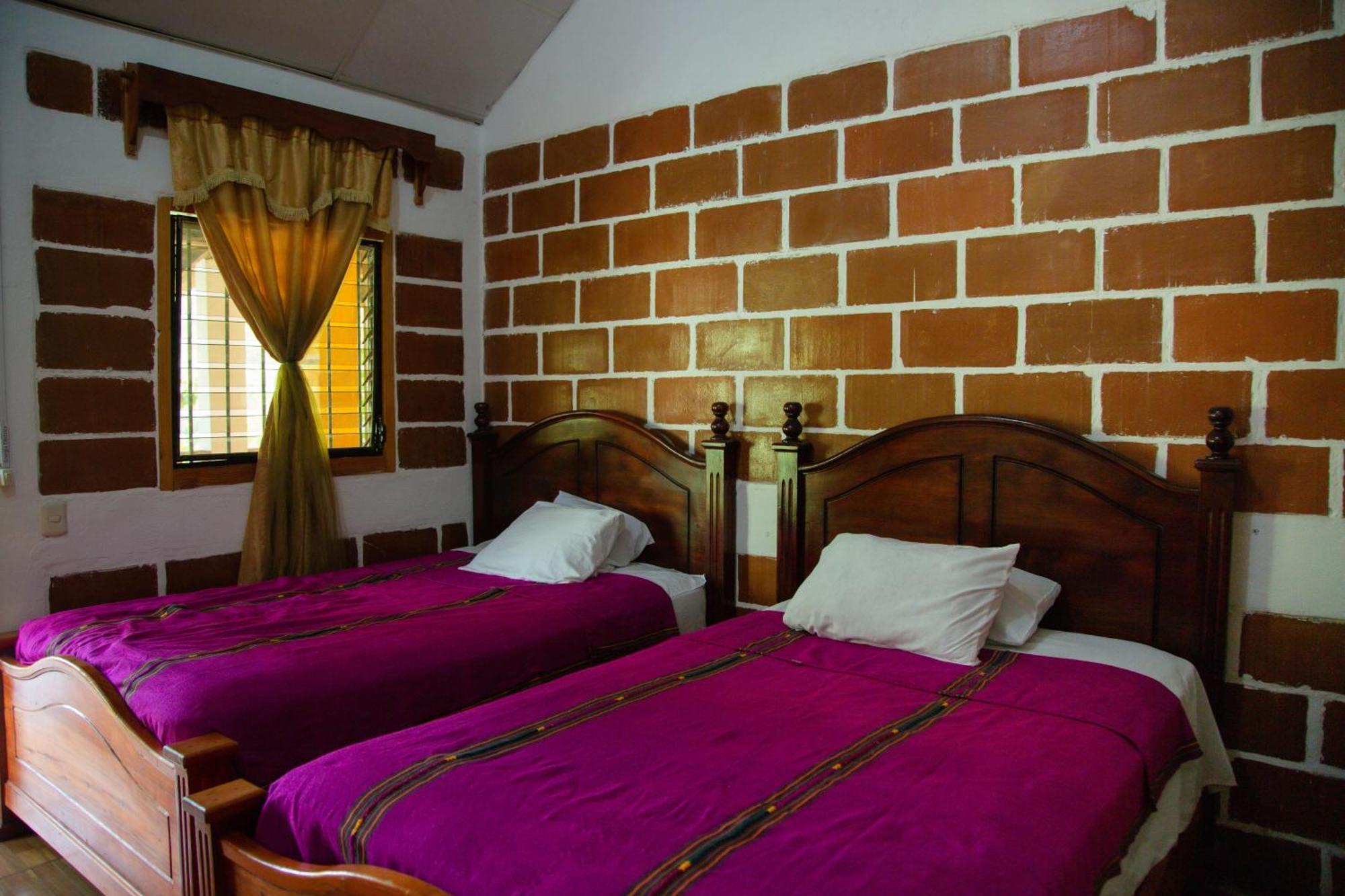 Hostel Vinas *
